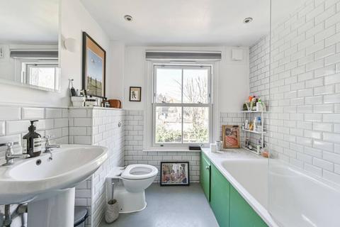 4 bedroom end of terrace house for sale, Sidney Road, Stockwell, London, SW9