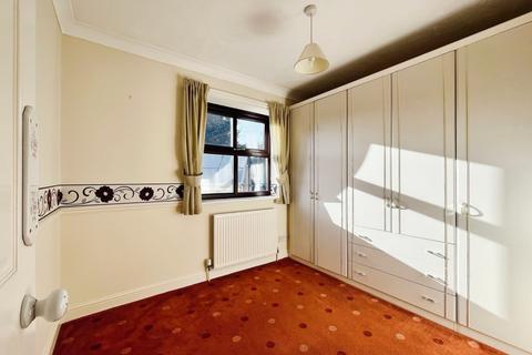 2 bedroom semi-detached bungalow for sale, Glenholme Court, Driffield YO25
