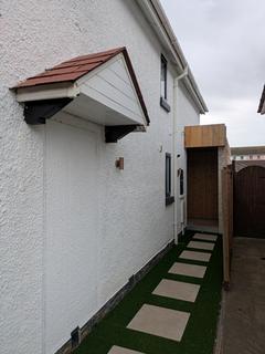 2 bedroom semi-detached house to rent, Two  Bedroom Semi Detached House