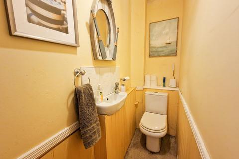 2 bedroom terraced house for sale, Osprey Road, Biggleswade, SG18