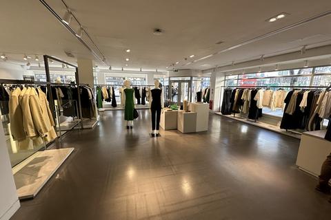 Retail property (high street) to rent, Brighton BN1