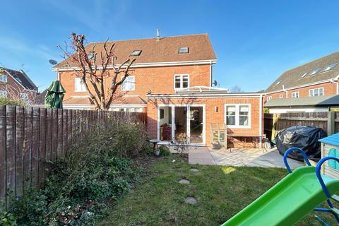 3 bedroom end of terrace house for sale, Lady Grey Avenue, Heathcote, Warwick