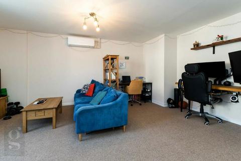 1 bedroom apartment for sale, Commercial Street, Hereford HR1