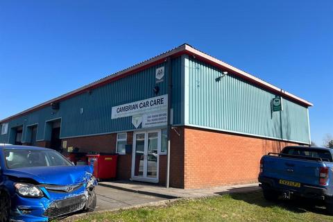 Industrial unit to rent, Unit 11 North Point, Bridgend Industrial Estate, Bridgend, CF31 3RX