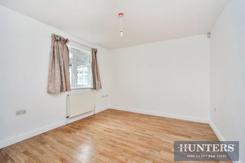 1 Covey Road, Worcester Park, KT4 8RA