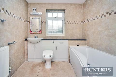 1 Covey Road, Worcester Park, KT4 8RA