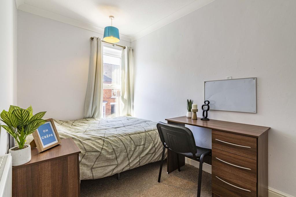 78 Kirkby Street-17-scaled-1.jpg