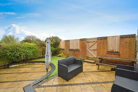 2 bedroom semi-detached house for sale, Parbold Avenue, St Helens, WA11