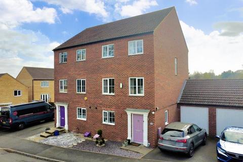 4 Wildacre Drive, Northampton, NN3 9GB