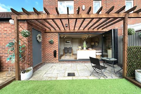 4 Wildacre Drive, Northampton, NN3 9GB