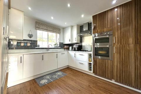 4 Wildacre Drive, Northampton, NN3 9GB