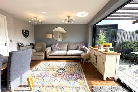 4 Wildacre Drive, Northampton, NN3 9GB
