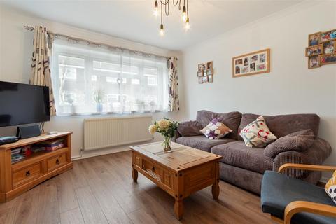 30 Boynton Crescent, Winterton, Scunthorpe, DN15 9XW