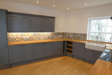 3 bedroom house to rent, School Lane, Audlem, Crewe