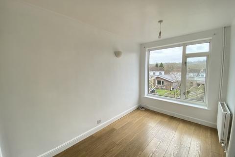 2 bedroom terraced house to rent, Woodcote, Killay, Swansea, SA2