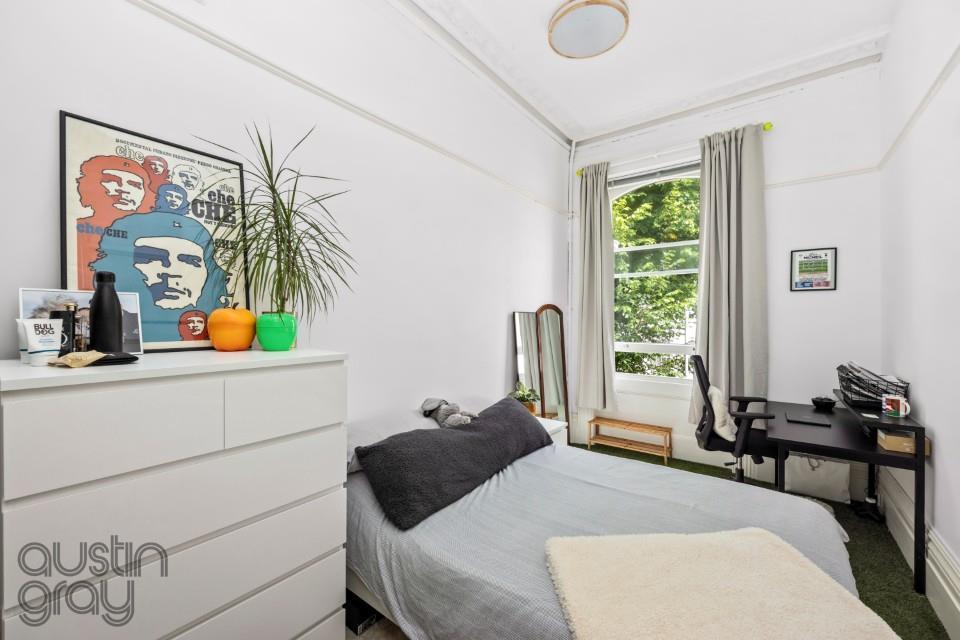 Albert Road, 27, Flat 3-001 (Custom).JPG