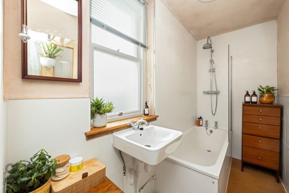Albert Road, 27, 3-015 (AG).jpg