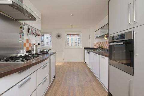 2 bedroom flat for sale, Flat 8, 1 East Pilton Farm Wynd, Edinburgh, EH5 2GJ