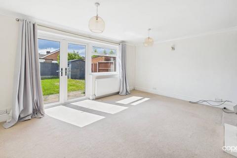 4 bedroom semi-detached house to rent, Cedar Road, Barton under Needwood, Burton-On-Trent, Staffordshire, DE13 8LH