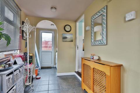 3 Back Lane, Burstwick, Hull, HU12 9EG