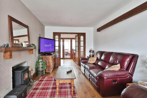 3 Leonard Close, Paull, Hull, HU12 8AH