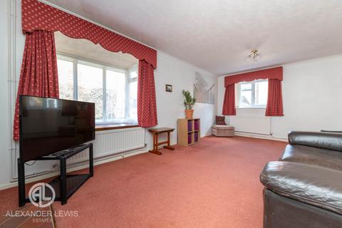 4 bedroom link detached house for sale, Bell Acre Gardens, Letchworth Garden City, SG6 2BY
