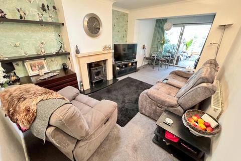 2 bedroom semi-detached bungalow for sale, Poets Green, Luton, Bedfordshire, LU4 0LQ