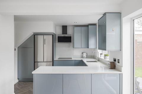 11 Tamesis Strand, Gravesend, DA12 4QU