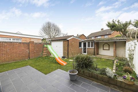 11 Tamesis Strand, Gravesend, DA12 4QU