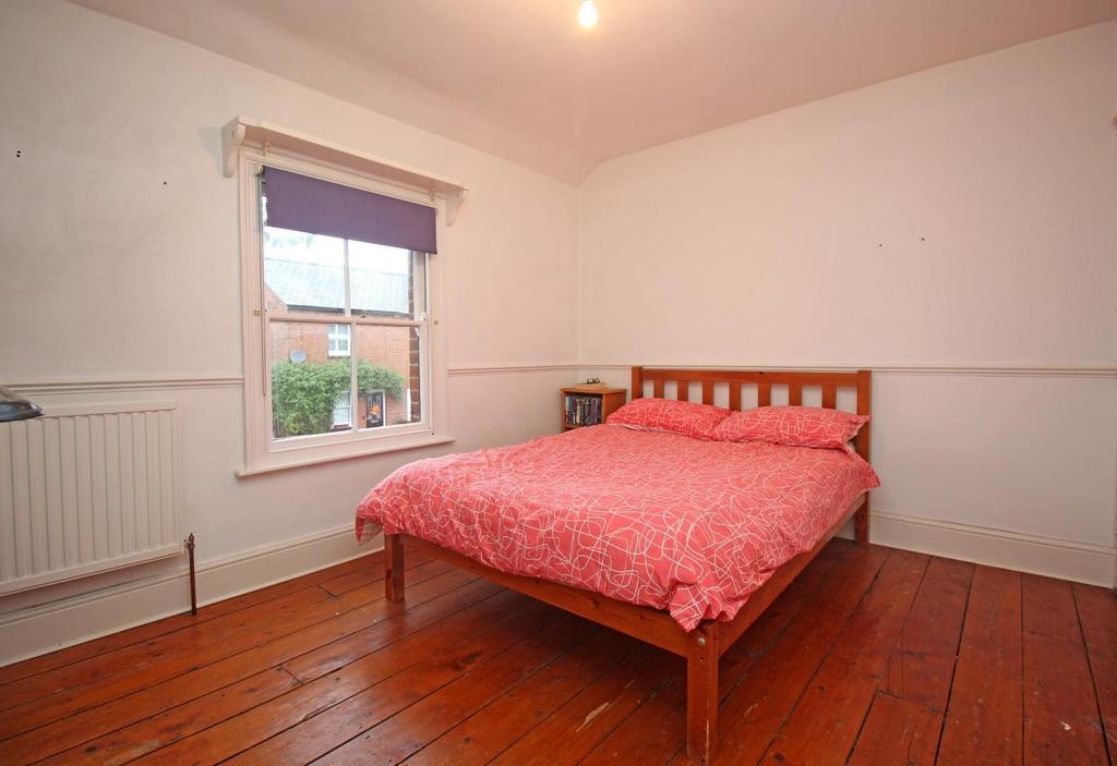 Alleyns Road Bed 2 (1).JPG