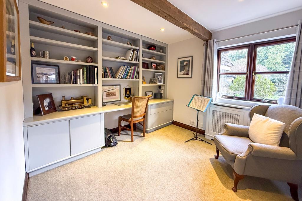 Study/reception