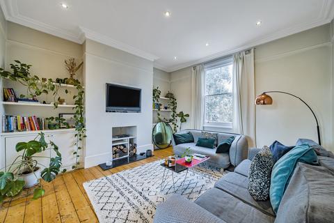 7b Glensdale Road, London, SE4 1UE