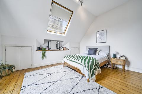7b Glensdale Road, London, SE4 1UE