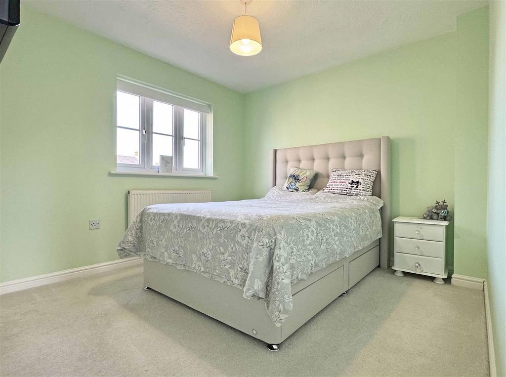 Master Bedroom.jpg