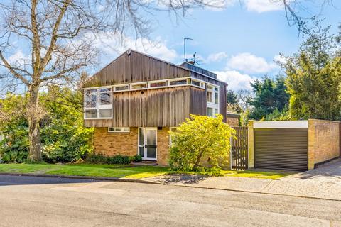 Willow Grove, Welwyn Garden City, Hertfordshire, AL8 7NA