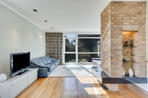 5 bedroom detached house for sale, Willow Grove, Welwyn Garden City, Hertfordshire, AL8 7NA