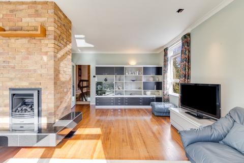 5 bedroom detached house for sale, Willow Grove, Welwyn Garden City, Hertfordshire, AL8 7NA