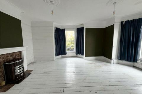 3 bedroom end of terrace house to rent, Manor Terrace, Suffolk IP11