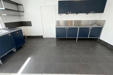 3 bedroom end of terrace house to rent, Manor Terrace, Suffolk IP11