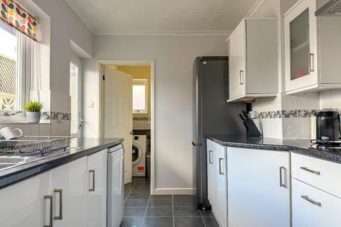 91 Hillside Road, Portishead, Bristol, BS20 8LJ