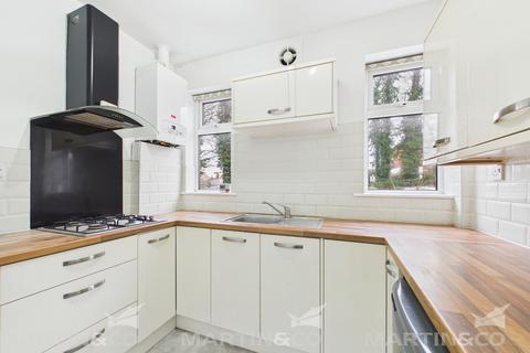 undefined, Flat 11, 91 Thorne Road