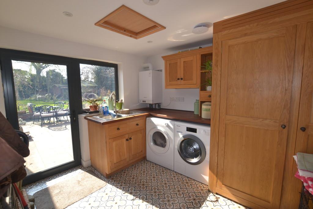 #utility room DSC 1437