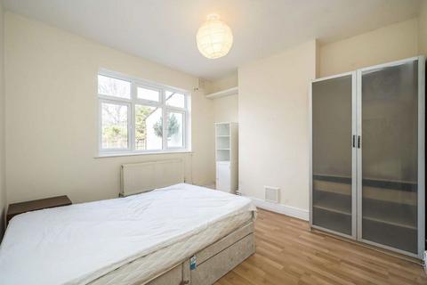 1 bedroom flat to rent, Ealing Park Gardens, London W5