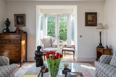 5 bedroom detached house to rent, Home Park Road, London, SW19