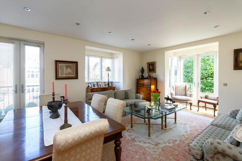 5 bedroom detached house to rent, Home Park Road, London, SW19