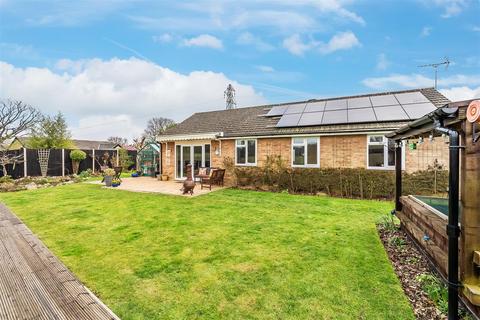 9 Bushey Shaw, Ashtead, KT21 2HP