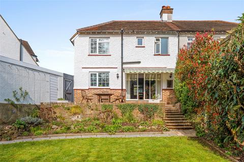 18 Hilltop Road, Reigate, RH2 7HL