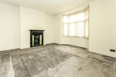 3 bedroom terraced house to rent, Finedon Road, Wellingborough NN8