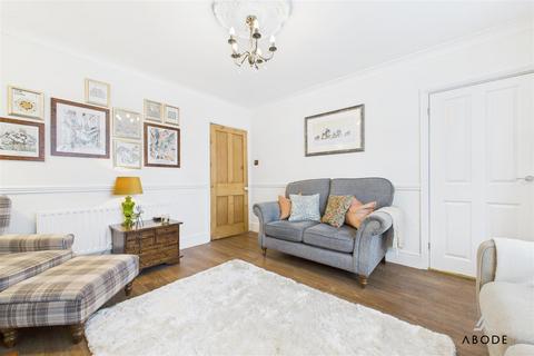 19 Bank Close, Uttoxeter, ST14 8BP