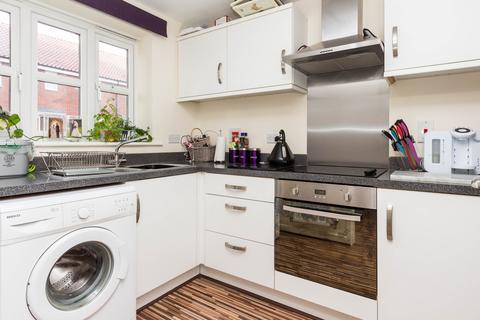2 bedroom end of terrace house to rent, Wardens Lane, Irthlingborough NN9